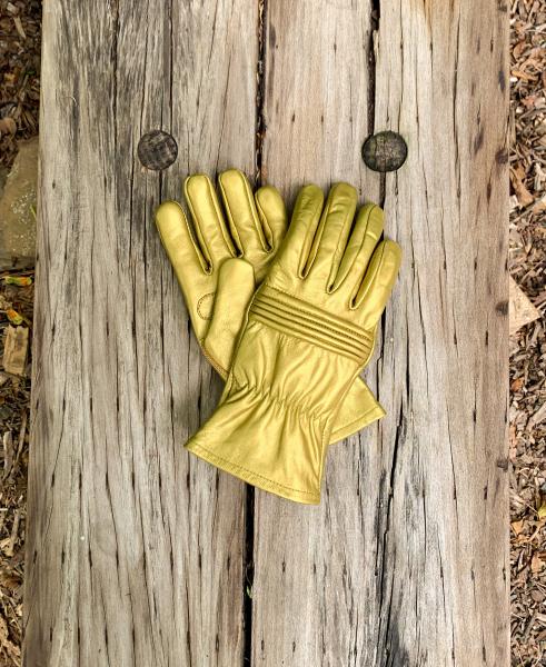 Ranger Hero Gloves for Cosplay/Short gauntlet/Top grain cowhide/Gold picture