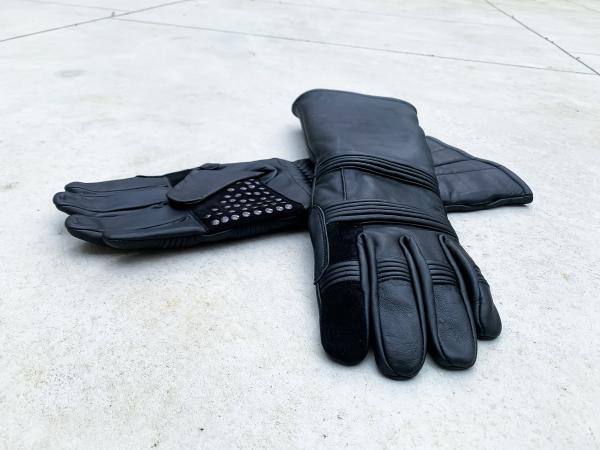 Bat gloves for cosplay - Michael Keaton 1989 gloves picture
