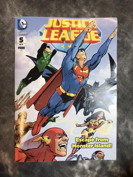 Justice League Comics (13 total) picture