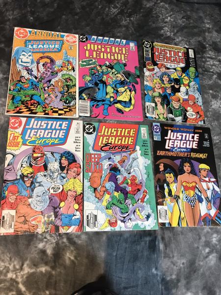 Justice League Comics (13 total) picture