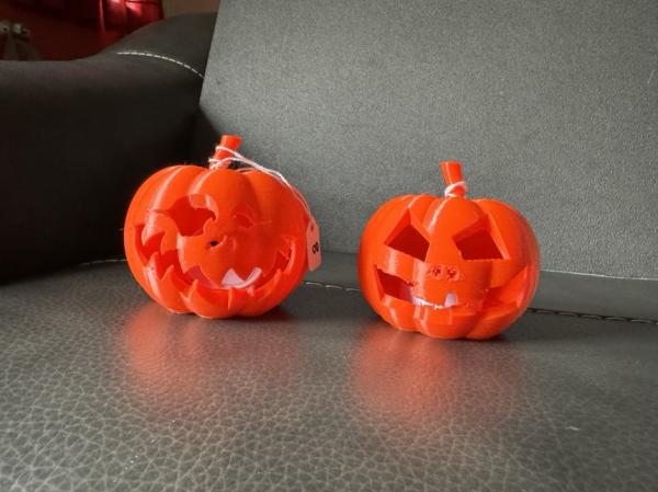 Lighted pumpkin Jack-o-lantern picture