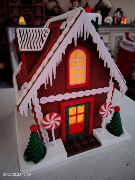 Beautiful 3d printed Gingerbread fairy house picture