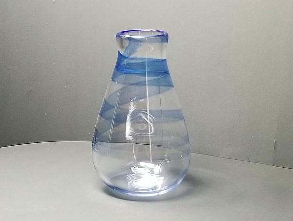 Blue wrap vase picture