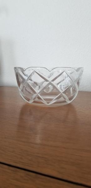 Scalloped edge engraved bowl picture