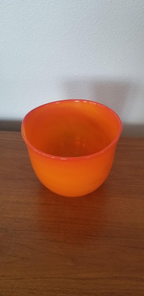 Orange bowl with green picture