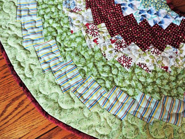 Green and Red Spiral Table Runner picture
