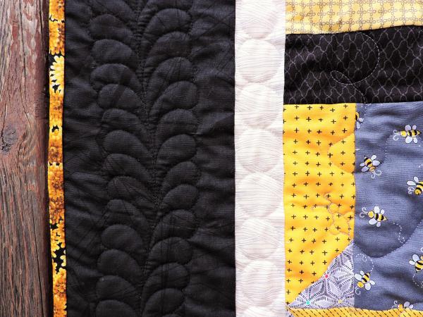 Black and Yellow Bee Quilt picture