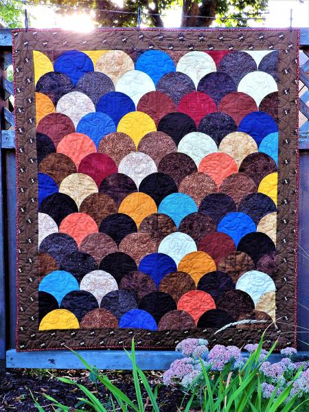 Clamshell Quilted Wallhanging picture