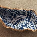 Oyster Trinket Dish - Blue/White Dot