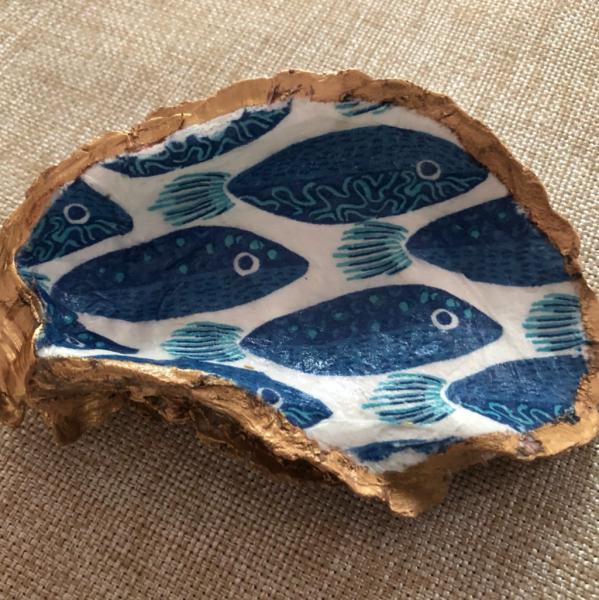 Oyster Trinket Dish - Blue Fish picture