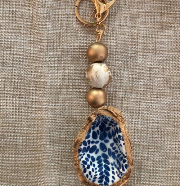 Beaded Oyster Keychain - Blue/White Dot picture