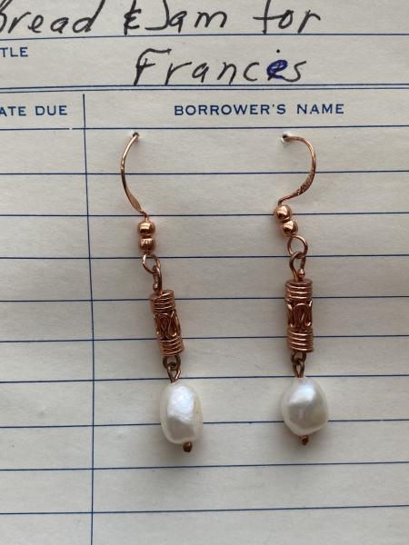 Copper & Pearl Earrings picture