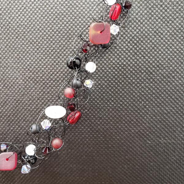 Black and Red wire crochet necklace picture