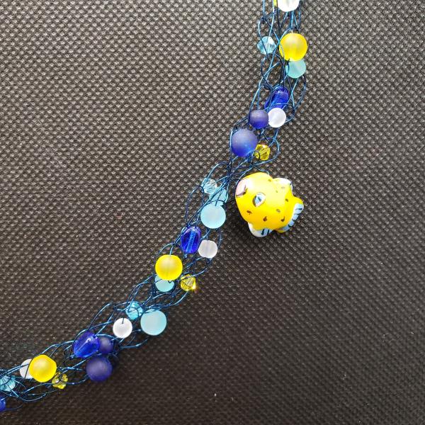 Yellow Fish Blue wire crochet necklace picture