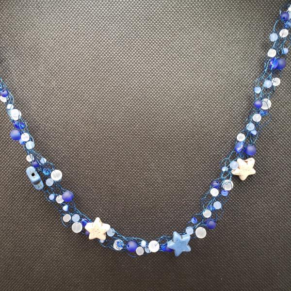 Blue and White stars wire crochet necklace picture