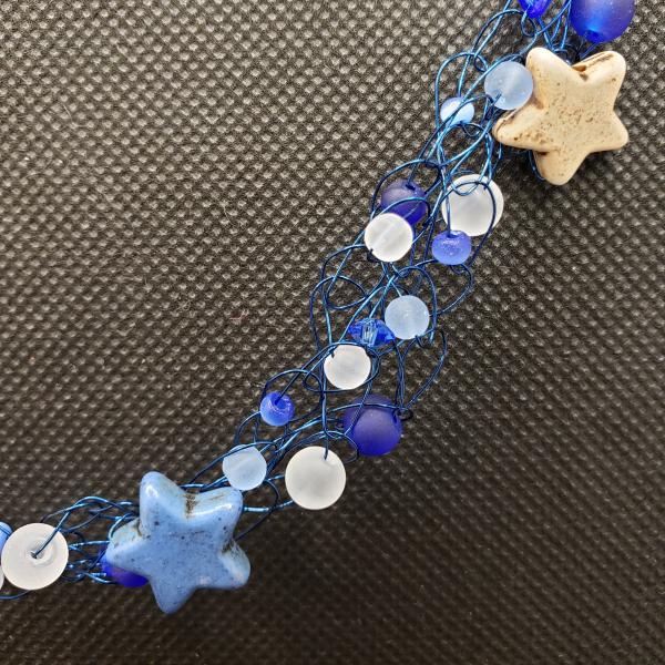 Blue and White stars wire crochet necklace picture