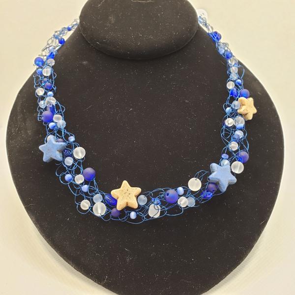 Blue and White stars wire crochet necklace picture