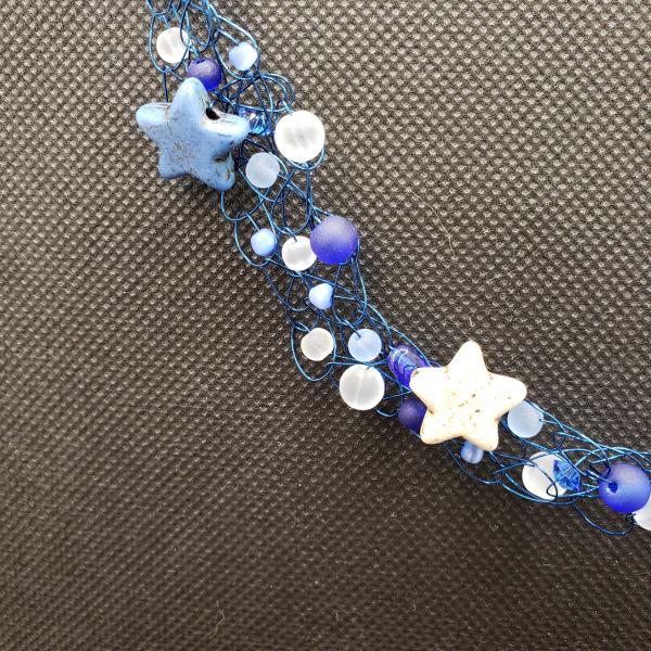 Blue and White stars wire crochet necklace picture