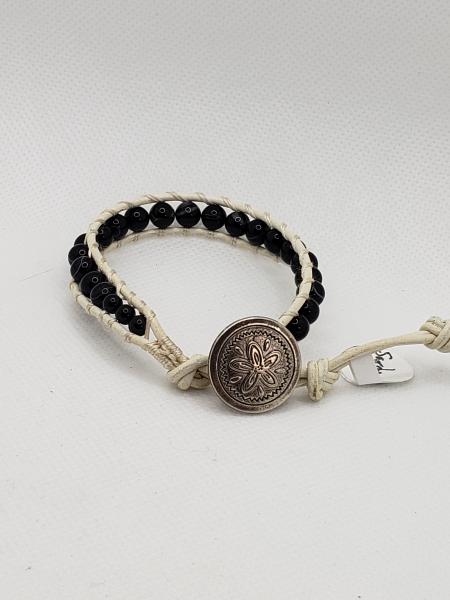 Leather Bracelet with Sardonyx on white leather picture