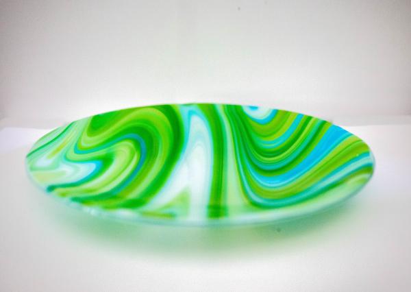 Plate - Spring swirl patterned round plate picture