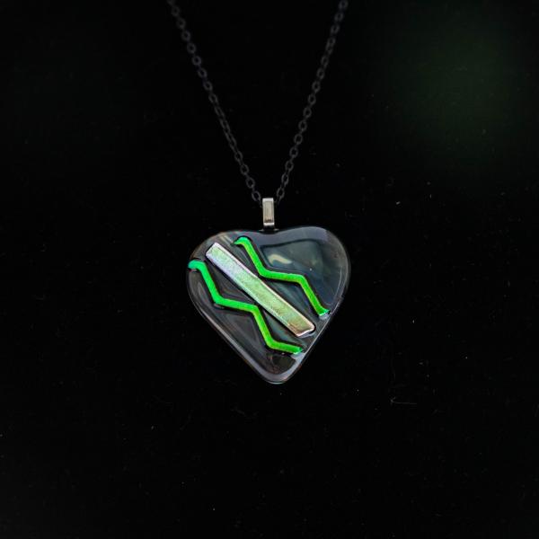 Jewelry - Dark green heart with dichroic chevron picture