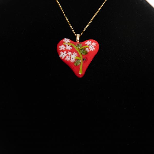 Jewelry - Heart pendant with white flowers picture