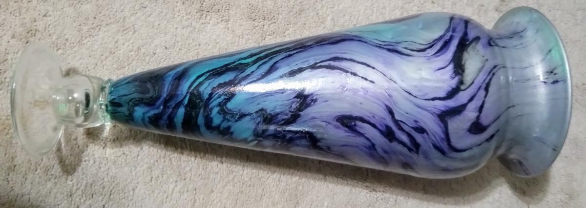 Hand painted vase picture