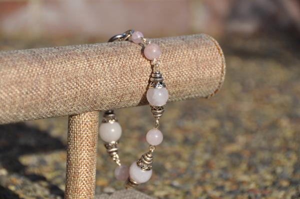 Rose Quartz Beaded Bracelet picture