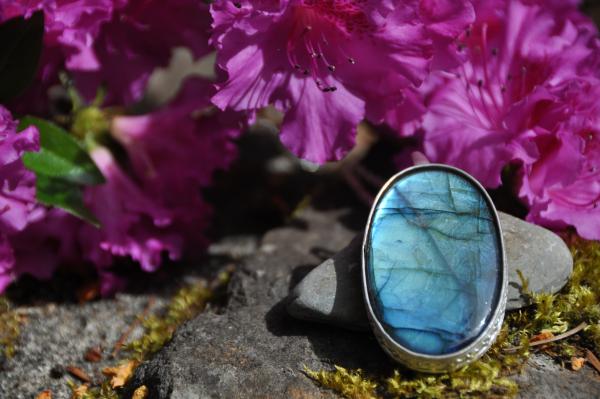 Labradorite Oval Sterling Silver Pendant picture