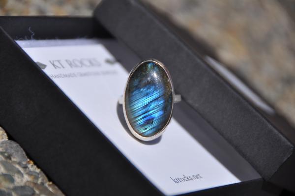 Oval Labradorite Sterling Silver Ring picture