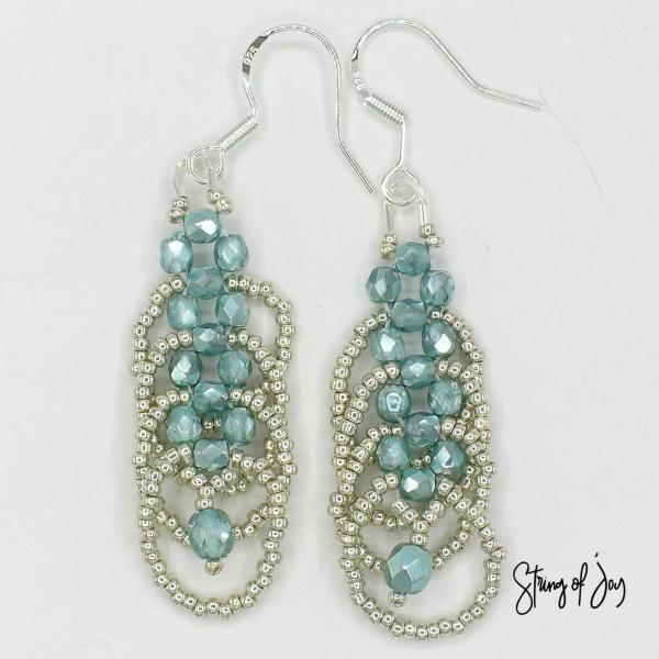 Nilam Loops Earrings picture