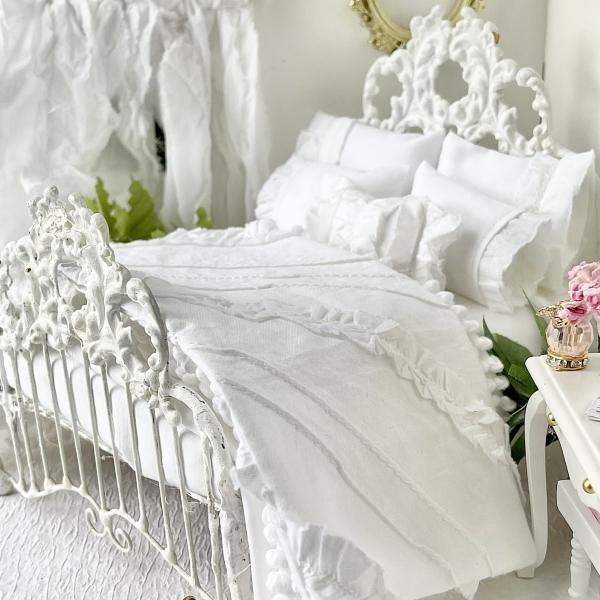 White Ruffled Trim Bedding Set- Ciara