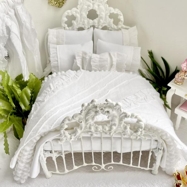 White Ruffled Trim Bedding Set- Ciara picture