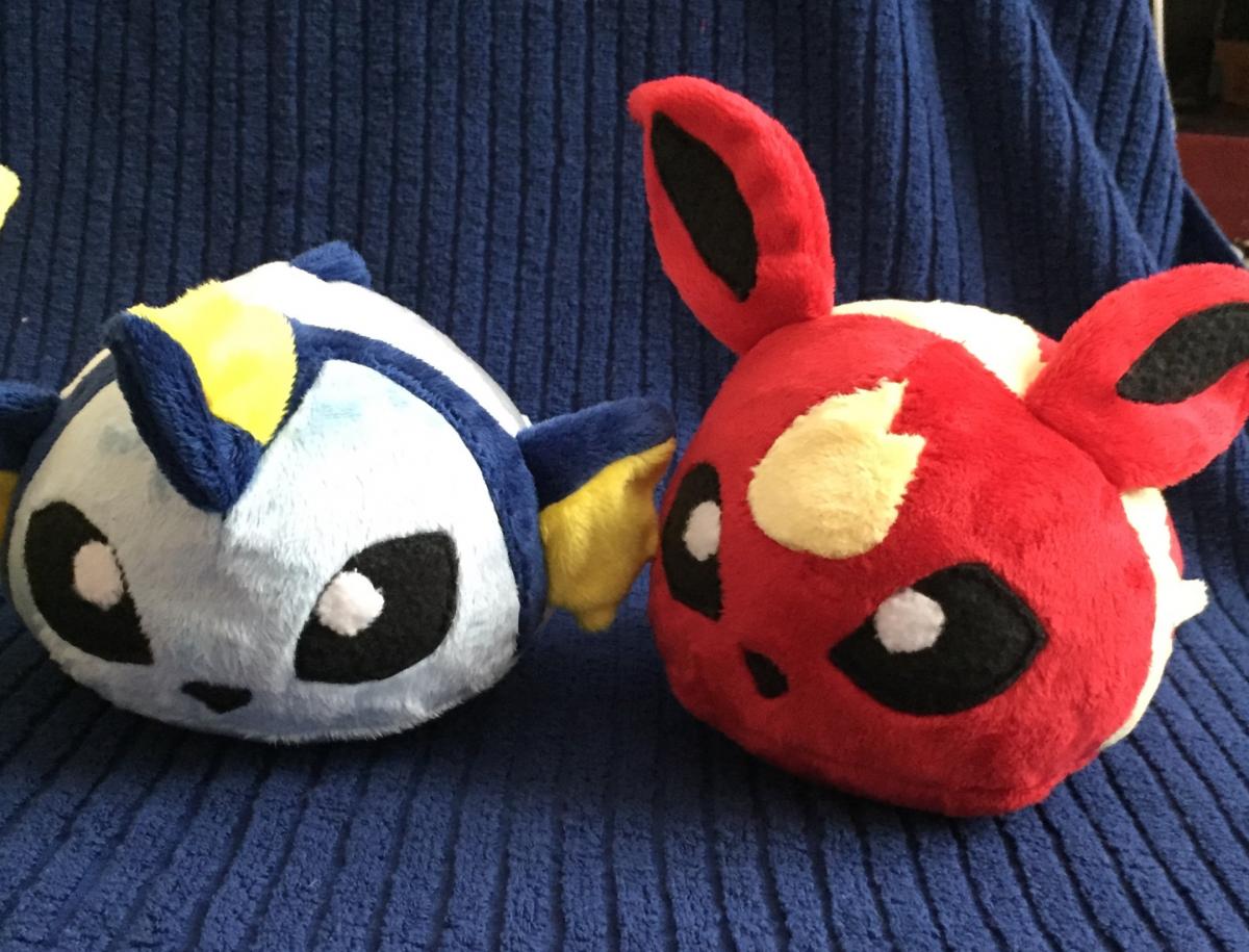 Flareon Jolteon Vaporeon Plush picture