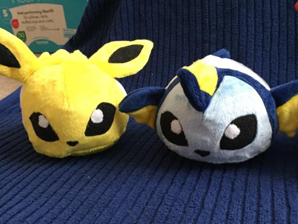 Flareon Jolteon Vaporeon Plush picture