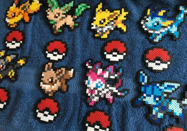 Pokemon Perler Eeveelutions Eevee Jolteon Leafeon Sylveon Flareon Vaporeon Umbreon Glaceon Figure 8 Bit picture