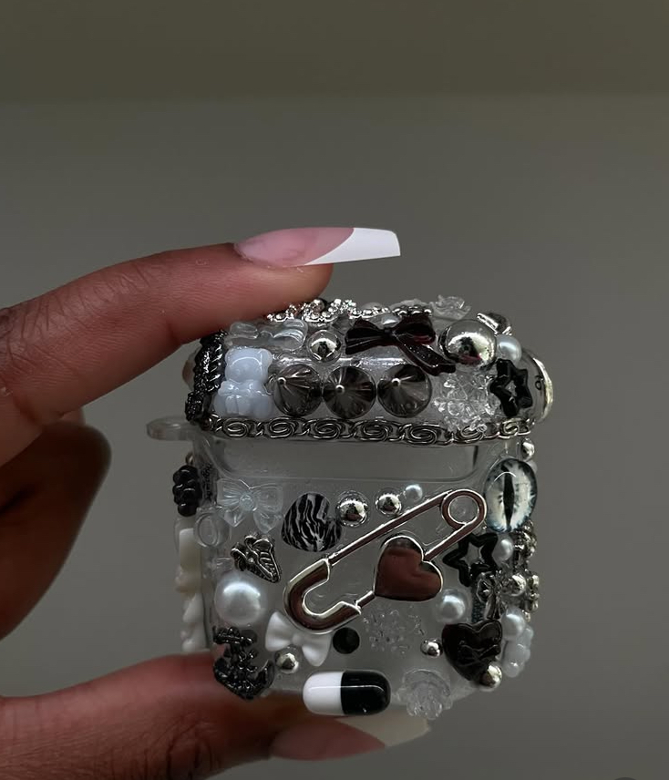 AirPod 1st/2nd gen case picture