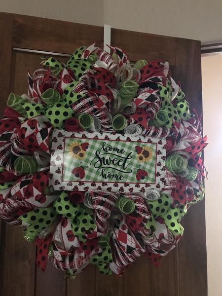 Ladybug wreath picture