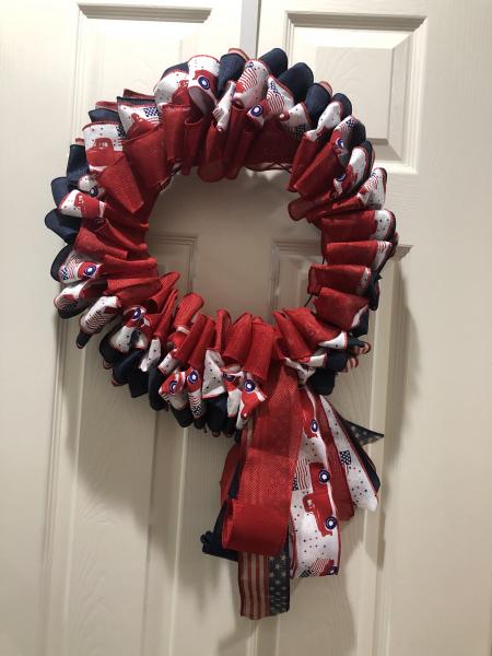 American ribbon wreath picture