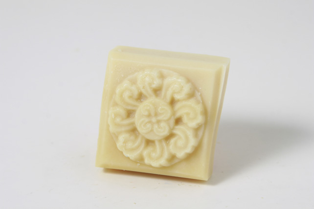 Tea Tree and Bay - Square Deco Sun