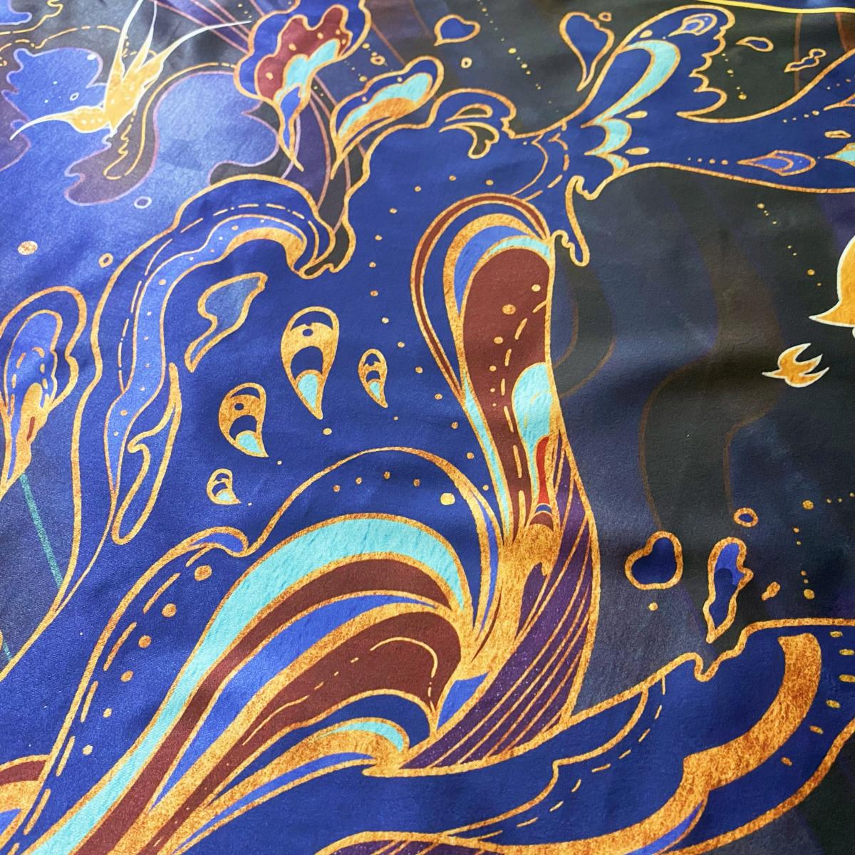 The Proud Whale Scraf picture