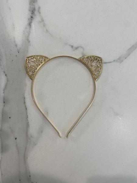 Gold lace cat ears picture