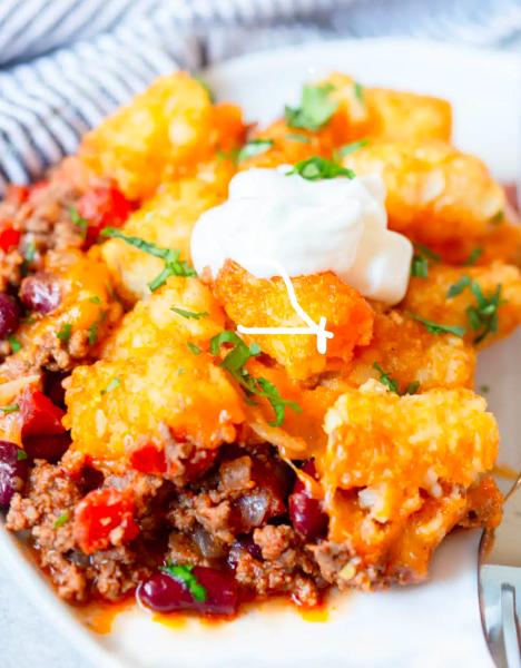 Chili Cheese tots