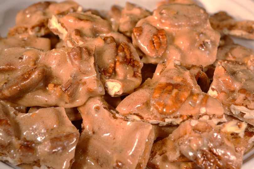 Granny's Confections Handmade Pecan Brittle - 6oz Bag (Pecan Brittle) picture