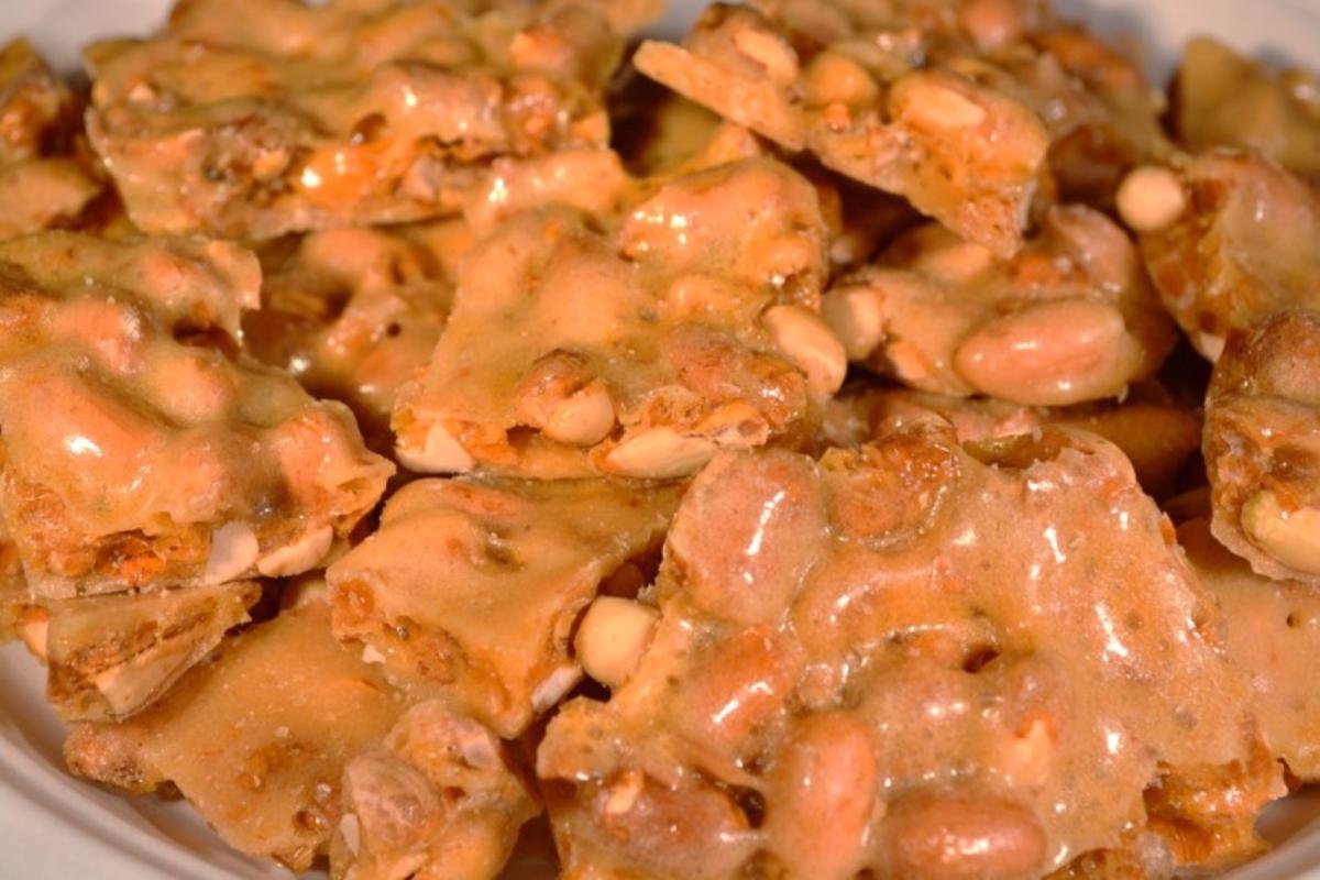 Granny's Confections Handmade Peanut Brittle - 6oz Bag (Peanut Brittle) picture