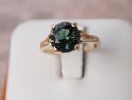 green sunstone 14kt gold ring