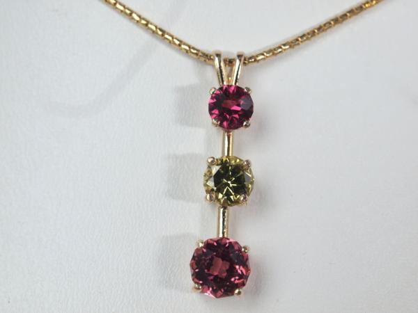 Tourmaline/Mali Garnet 14kt gold pendant picture