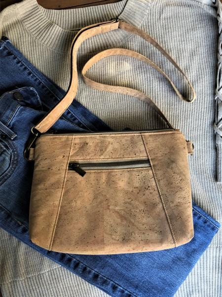 Cork crossbody bag - natural picture