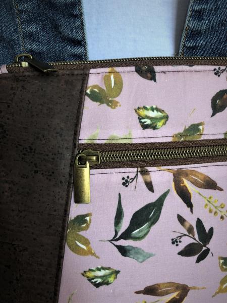 Crossbody bag - Brown cork, lavender fall leaves picture
