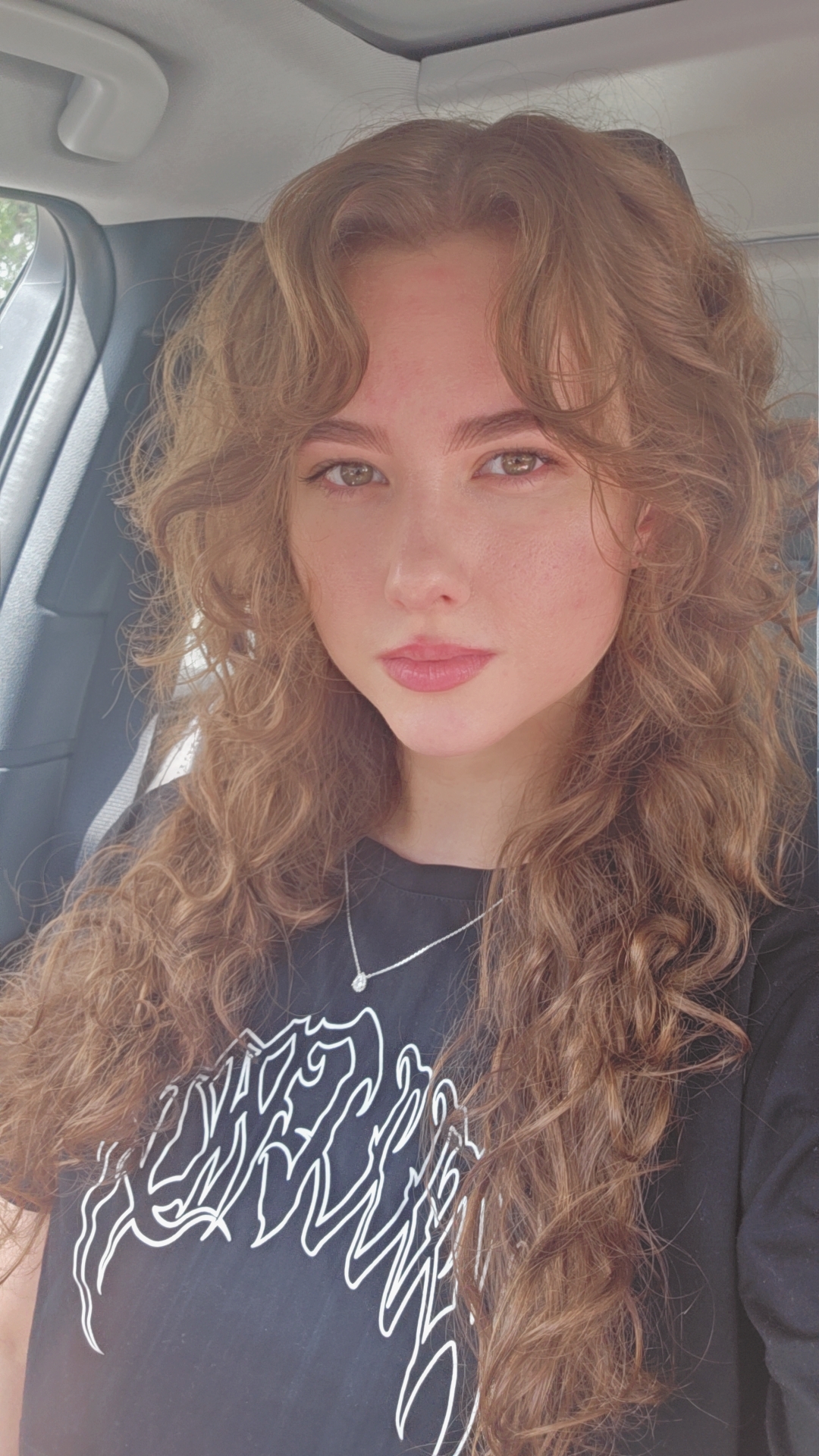 Neyunara User Profile
